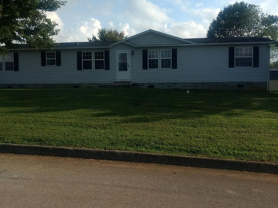 1st image of 4 Cantrell Ct