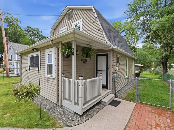 36 Wheeler Dr, Enfield, CT 06082
