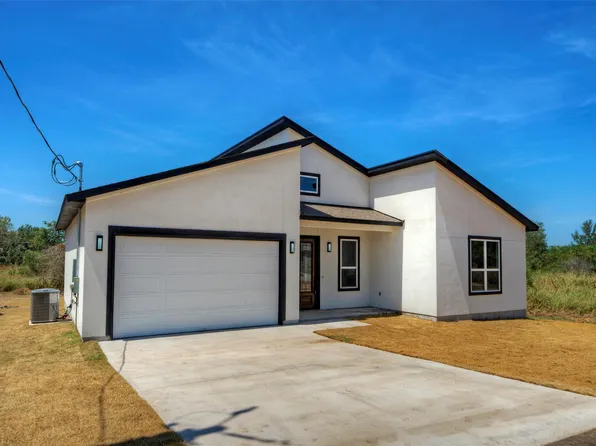 149 Waimanalo Ln, Bastrop, TX 78602