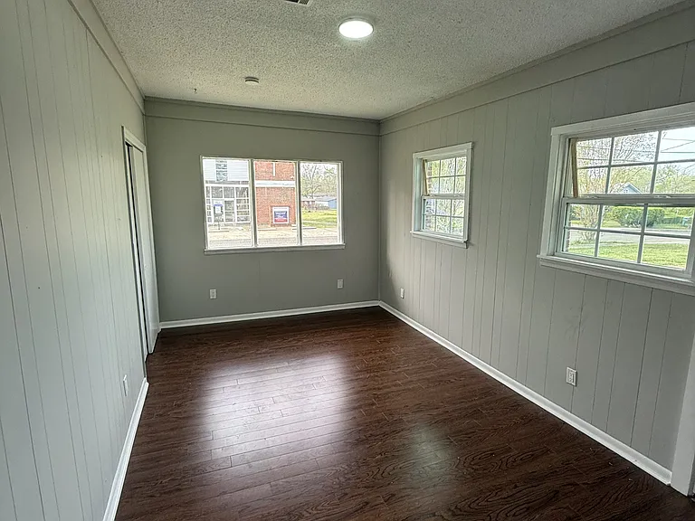3728 Hickory Ave SW — Photo 5
