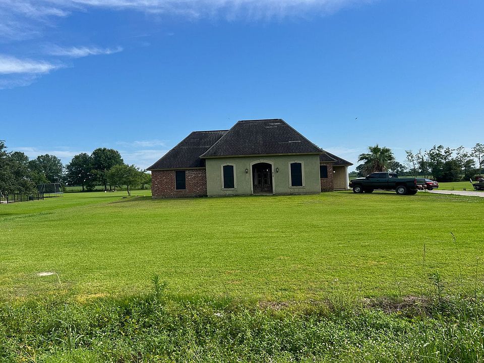 9745 State Highway 82, Abbeville, LA 70510 Zillow