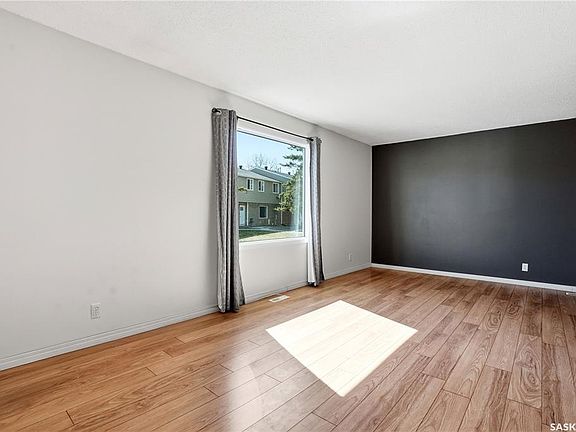 5th image of 4174 Castle ROAD