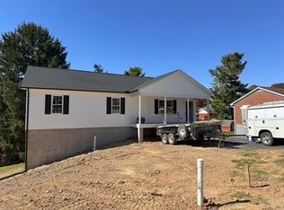 208 Ann St, Staunton, VA 24401