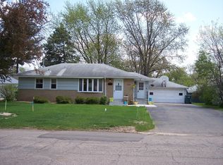 6136 Kyle Ave N, Brooklyn Center, MN 55429