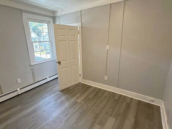 4th image of 52 Broad St #1