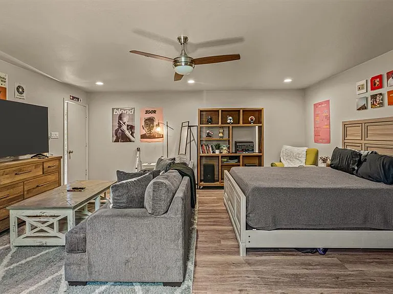3141 Wabash Ave — Photo 23