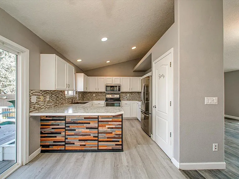 13734 W Meadowdale Dr — Photo 12