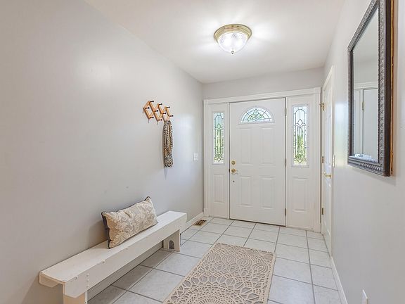 4th image of 15593 Shady Ln