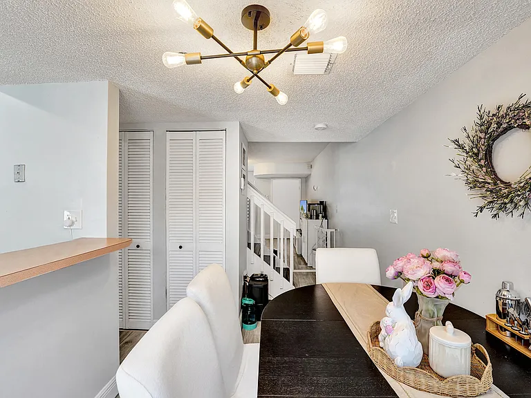 173 Riviera Cir — Photo 19