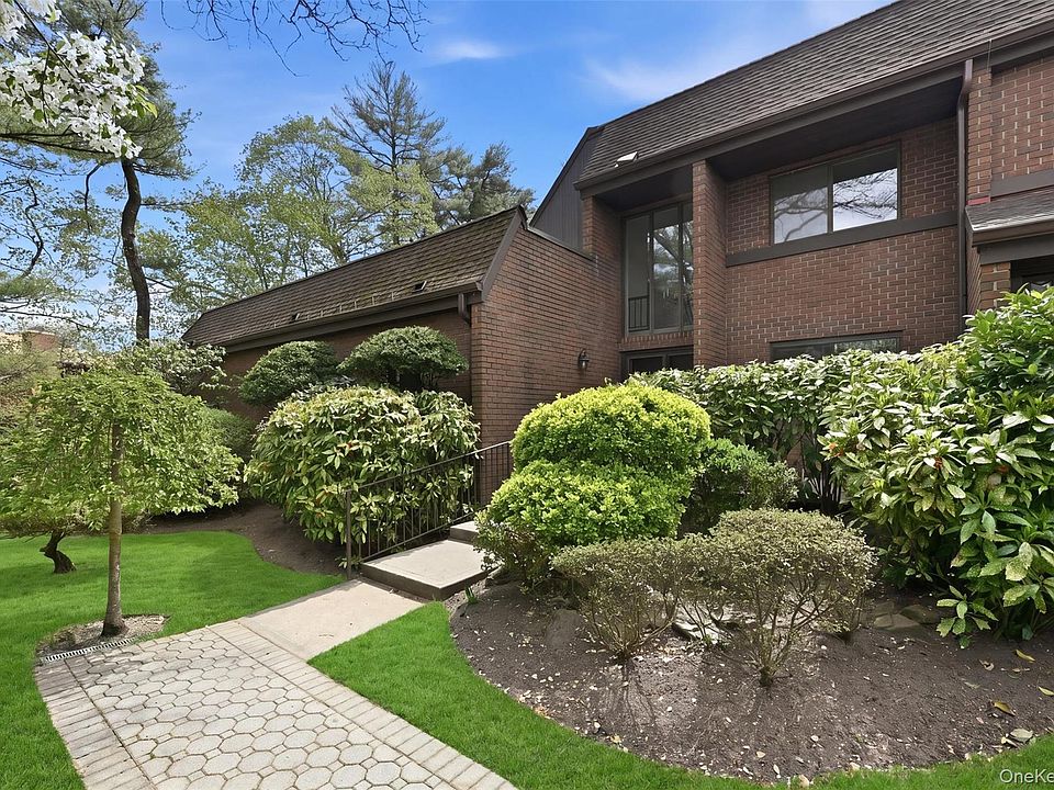 1st image of 25 Chestnut Hill