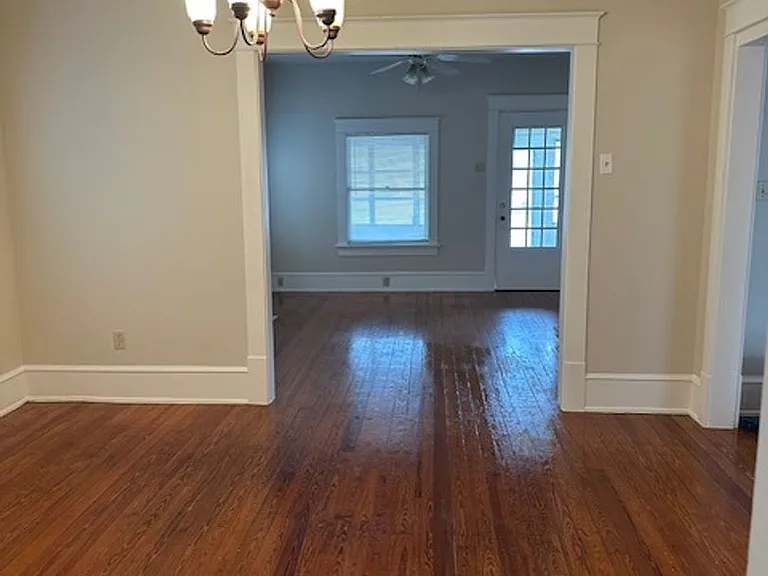 514 New York Ave — Photo 3