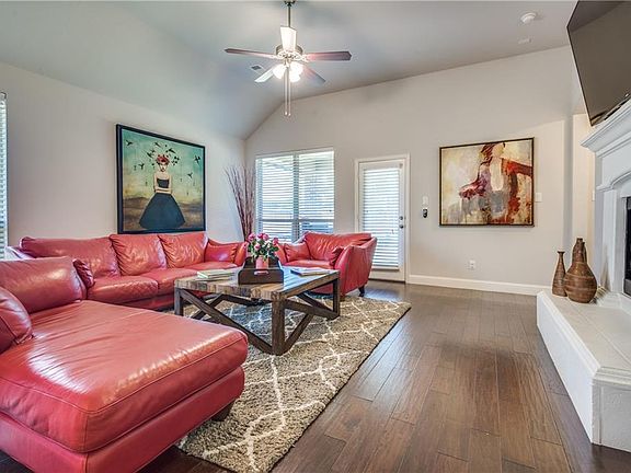 3rd image of 4501 Tortuga Ln
