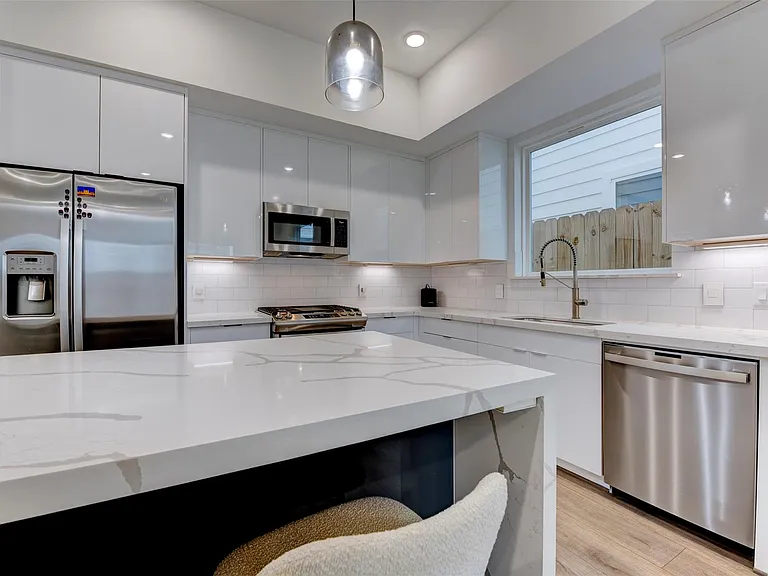 3517 McIlhenny St — Photo 10