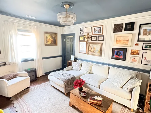 86 Columbus St APT A, Charleston, SC 29403