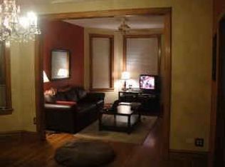 3825 N Claremont Ave #2, Chicago, IL 60618