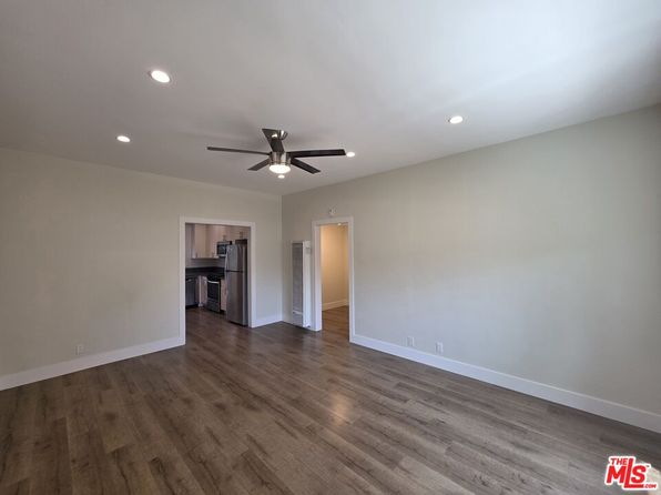 11506 Truro Ave APT B