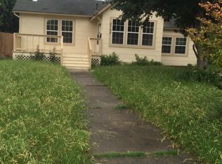 2730 W Craig Pl, San Antonio, TX 78228