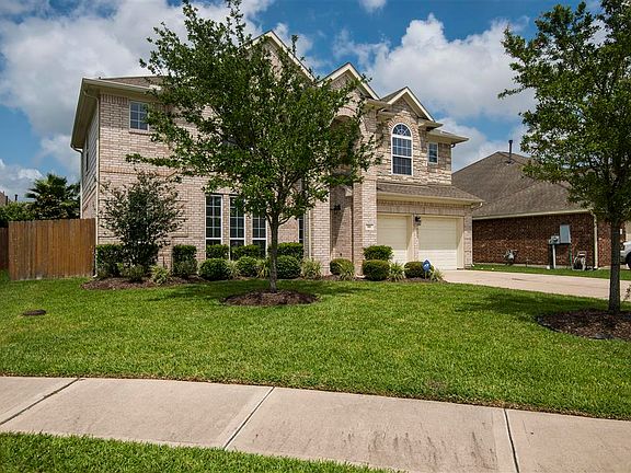 3rd image of 606 Boxelder Pointe Ct