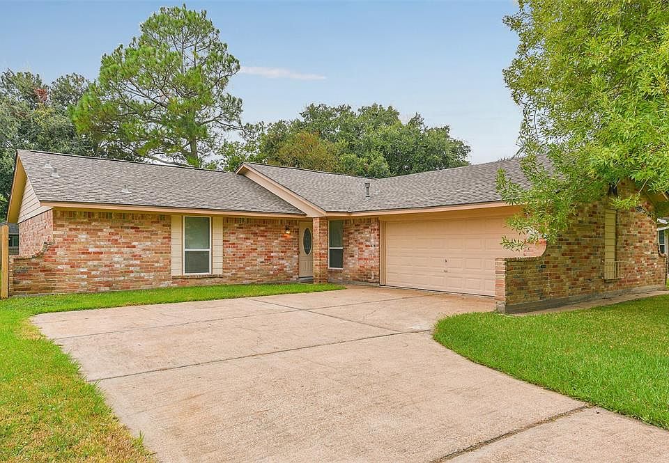 1st image of 10410 Sageburrow Dr