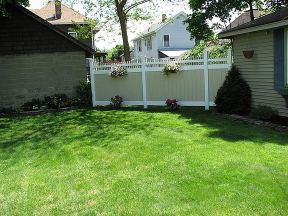 4th image of 9 Kellogg Ave