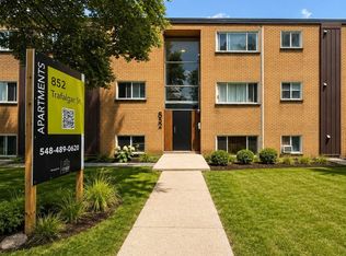 852 Trafalgar St #8, London, ON N5Z 1E7