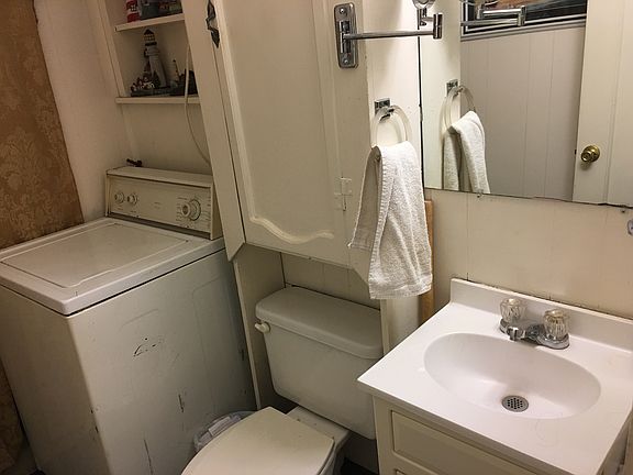 5th image of 1203 N Bolton St