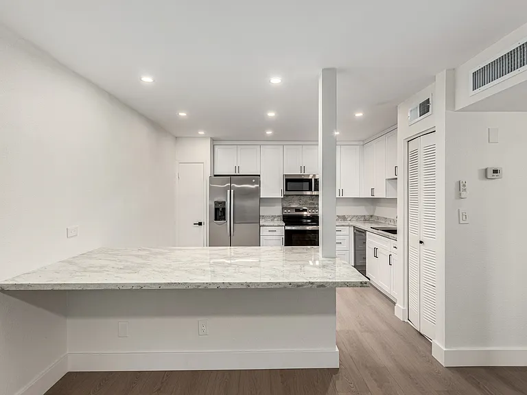 830 S Dobson Rd #72 — Photo 4