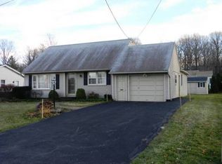 4864 Juneway Dr S, Liverpool, NY 13088