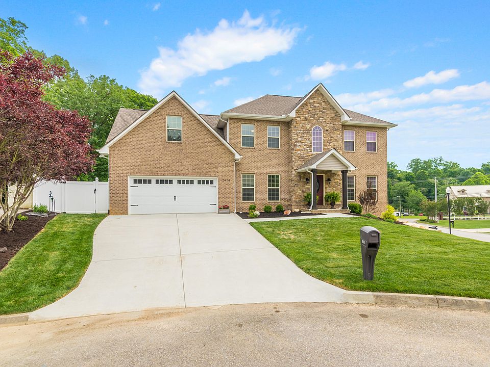 1st image of 7608 Redwood Burl Ln