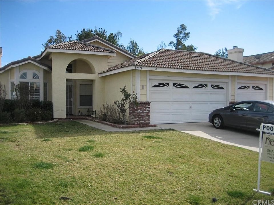 1st image of 39670 Cedarwood Dr