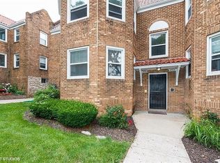 4936 Walnut St APT 1S, Kansas City, MO 64112
