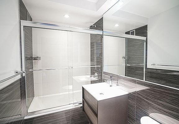 4th image of 315 W 57th St APT 16F