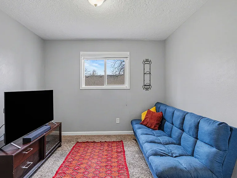 328 Butch Cassidy Dr — Photo 12