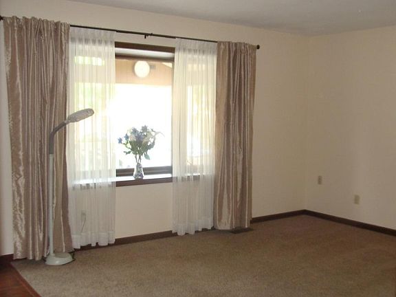 5th image of 6352 Claudia Dr