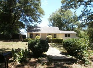 186 Railroad Ave, Lula, GA 30554