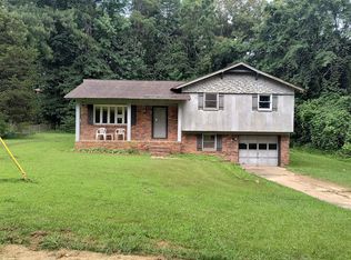 3013 Tall Tree Ln, Adamsville, AL 35005