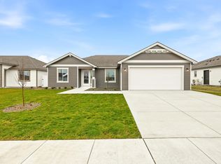 10601 Atlantic Dr, Pasco, WA 99301