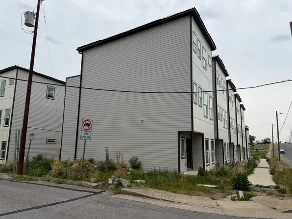402 W Old Hickory Blvd, Madison, TN 37115