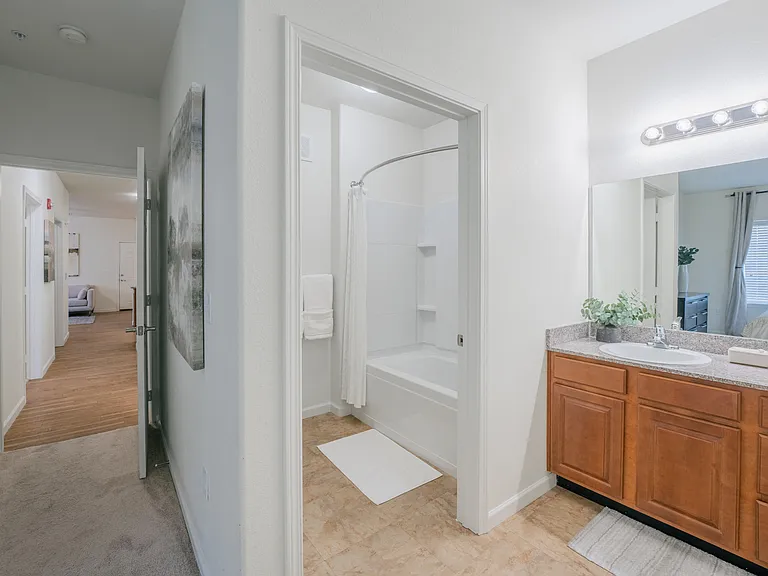 Aldara Apartments — Photo 12