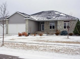 6262 Martens Way S, Fargo, ND 58104