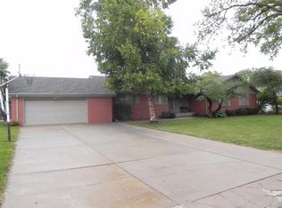 1716 W Louise St, Grand Island, NE 68803