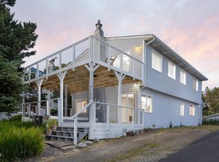 7130 Neptune Ave, Gleneden Beach, OR 97388