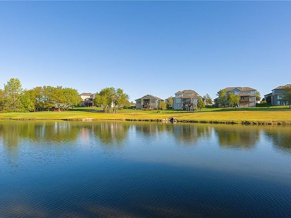 4th image of 6762 Arapahoe Dr