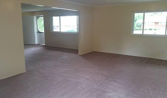 5th image of 2052 Owendale Dr