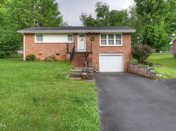 320 Swanee Dr, Johnson City, TN 37604