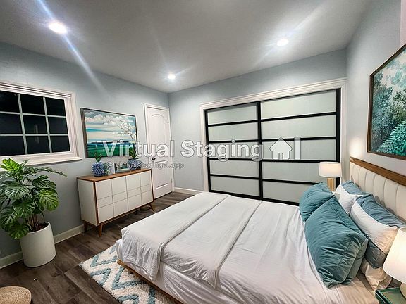 4th image of 2220 College View Dr
