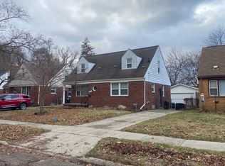 23521 Geneva St, Oak Park, MI 48237