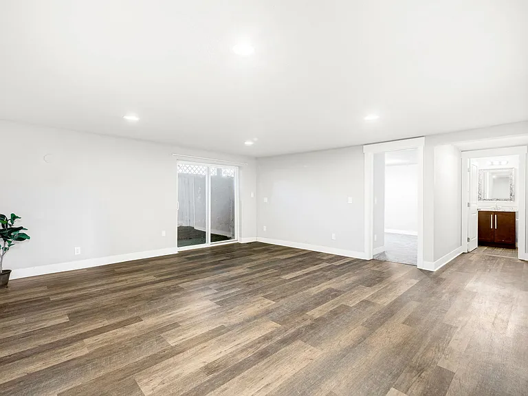 2085 Fenton St #B — Photo 6