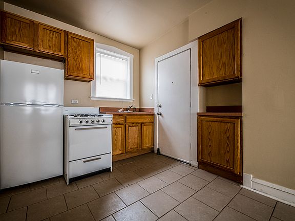 5th image of 5500 W Van Buren St #358-2