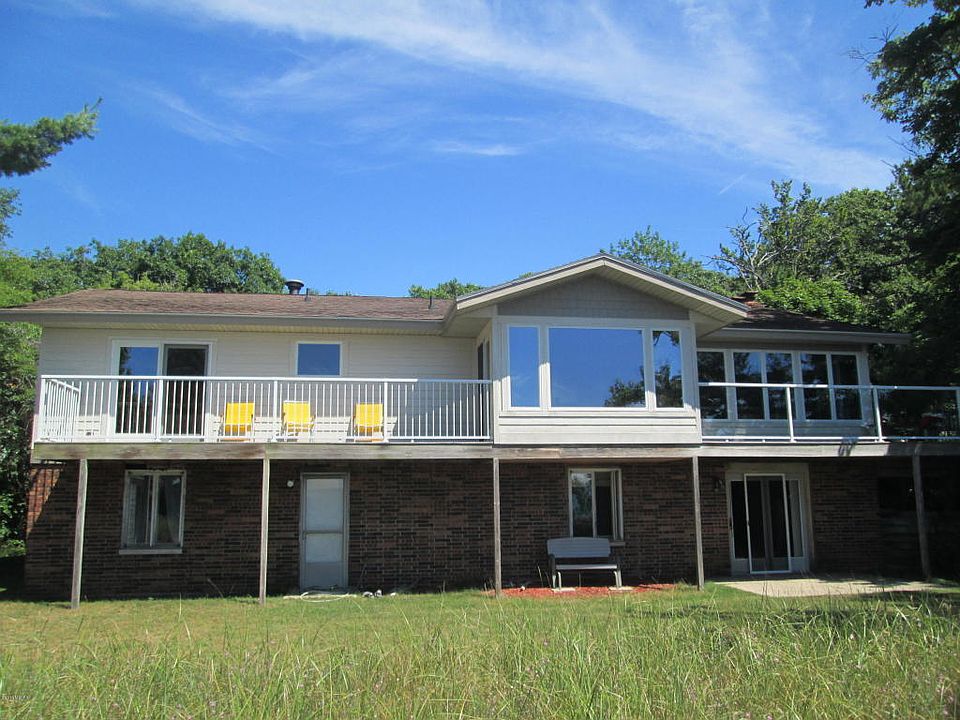 1st image of 2515 Scenic Dr